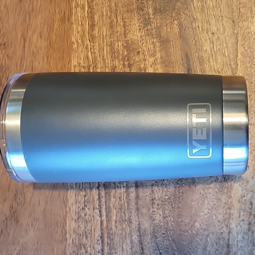 Yeti Rambler 20 oz Tumbler With Magslider Lid - Picture 3 of 5